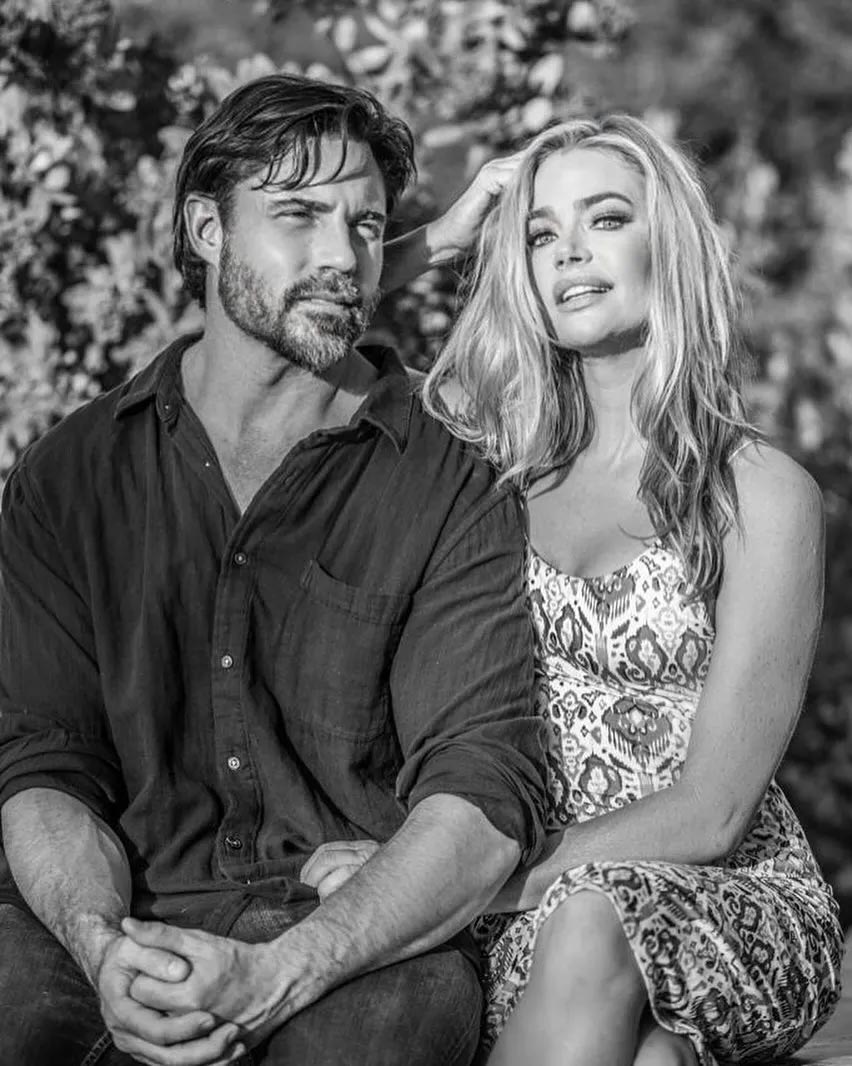 Дениз Ричардс и Аарон Файперс